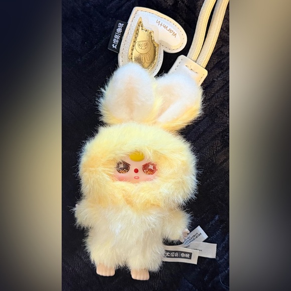 RARE SECRET SURPRISE HIDDEN Baby three super mini bunny rare eyes nwt box card - Picture 2 of 3